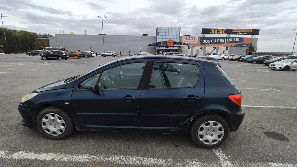 PEUGEOT 307
