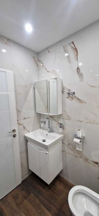 Тристаен ап. под наем в кв. Надежда 2