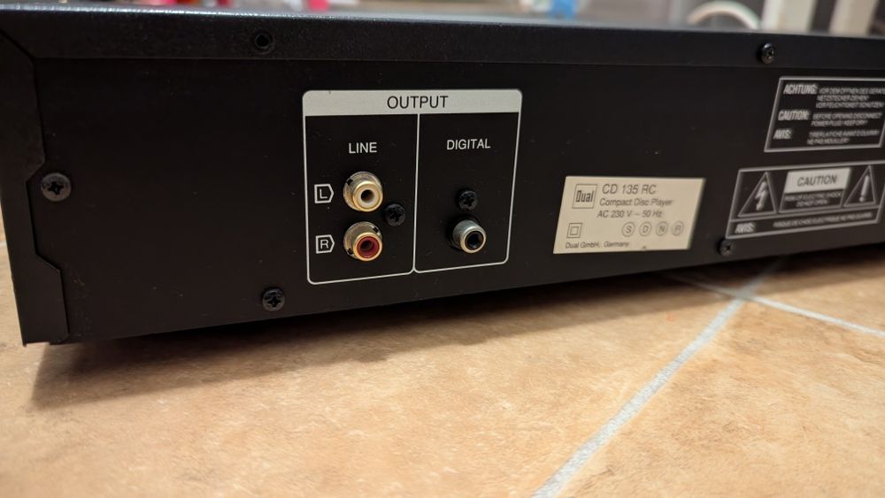Cd player Dual CD 135 RC, ieșire coaxiala