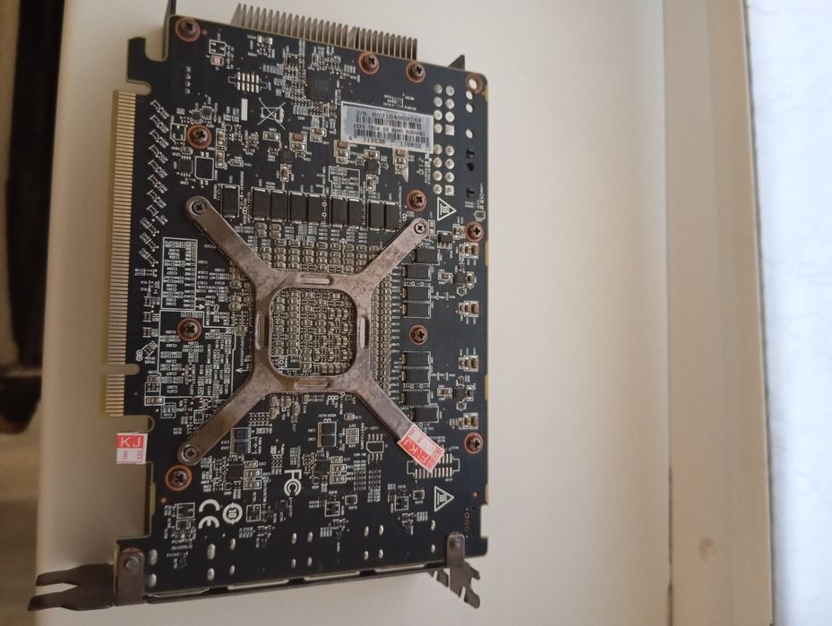 Видеокарта Radeon™ RX VEGA 56