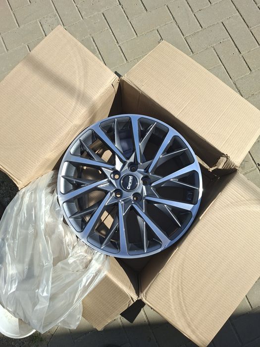 Продам диск р18 хендэ киа 1шт новый