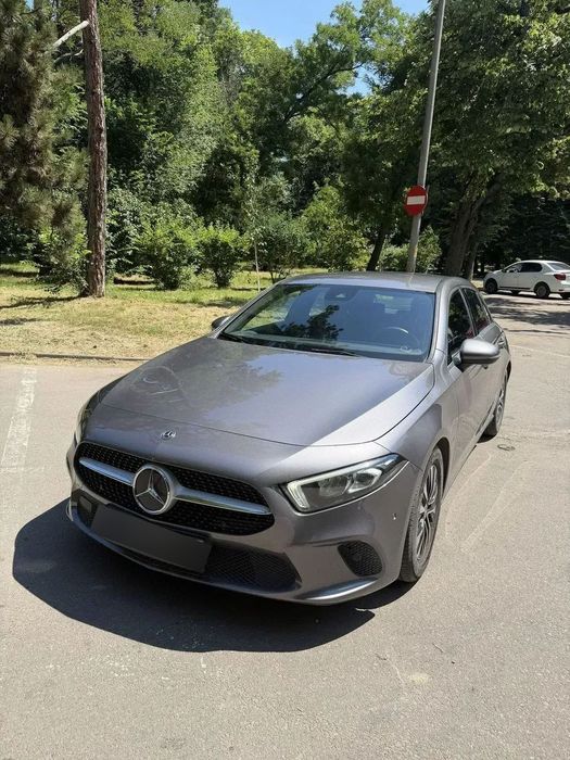 Mercedes-Benz A 180 Mercedes A180d (2019 - 199.595km, persoana fizica)