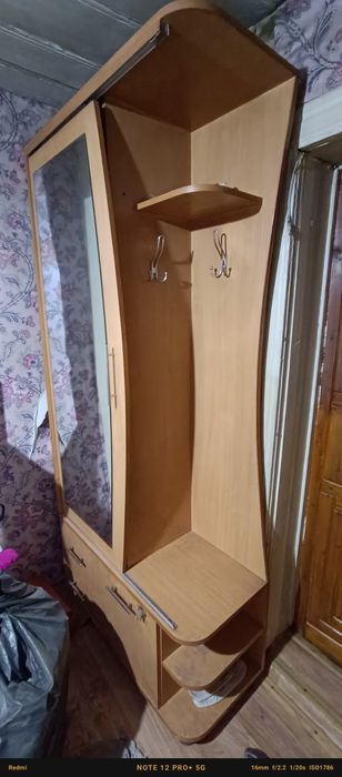 Продам прихожую, в отличном состоянии.