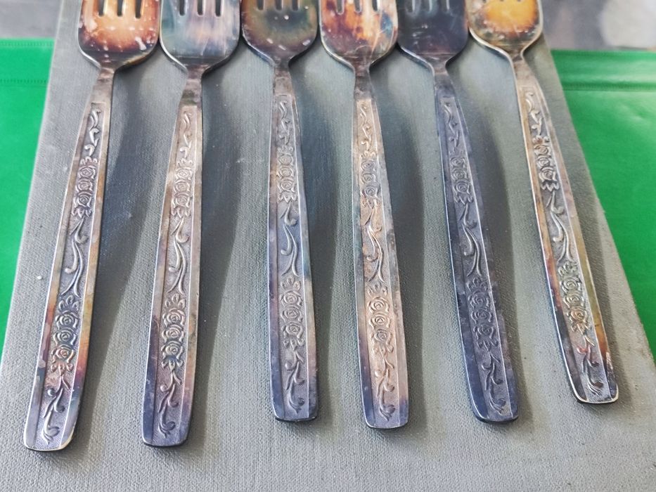 Руски посребрени вилици шест броя
