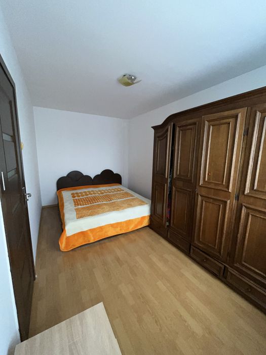 Vand apartament 2 camere