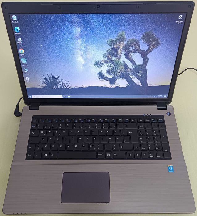 Laptop Terra Intel I5 4210m Ram 8G SSD HDD diagonala 17 Inch 43 Cm