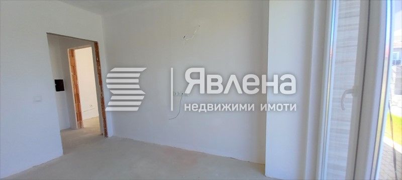 Продава се Двустаен апартамент в Царево - 71 кв.м за 1304 €/кв.м - Снимка #4