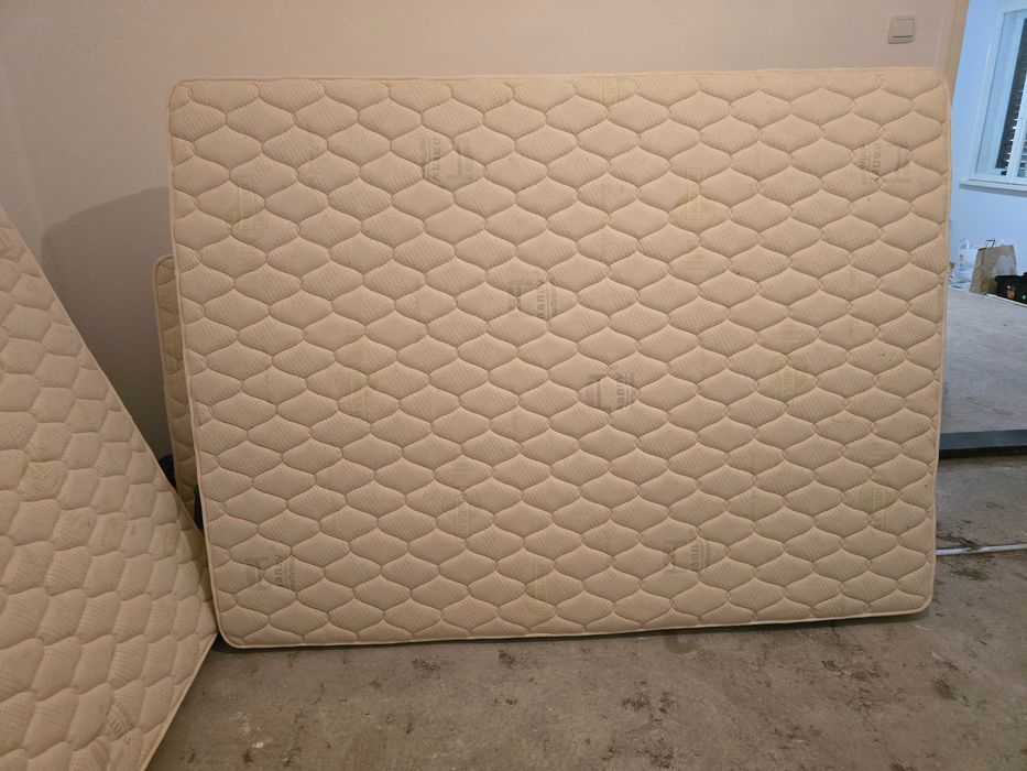 СПЕШНО !! Матрак Нани 140/190 см. и 144/190 см.