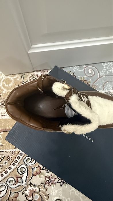Продам оригинальные ботинки Tommy Hilfiger.