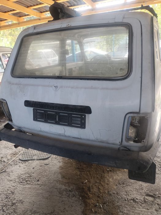 Крышка багажника Нива 2121,2131