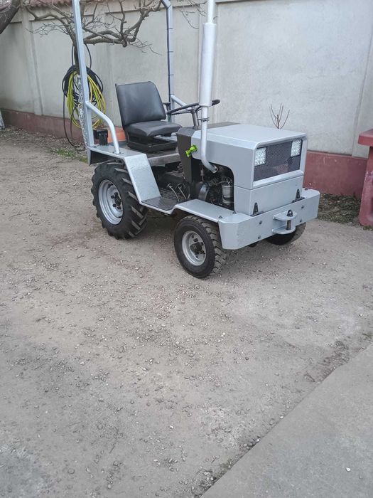 Трактор модел ATA