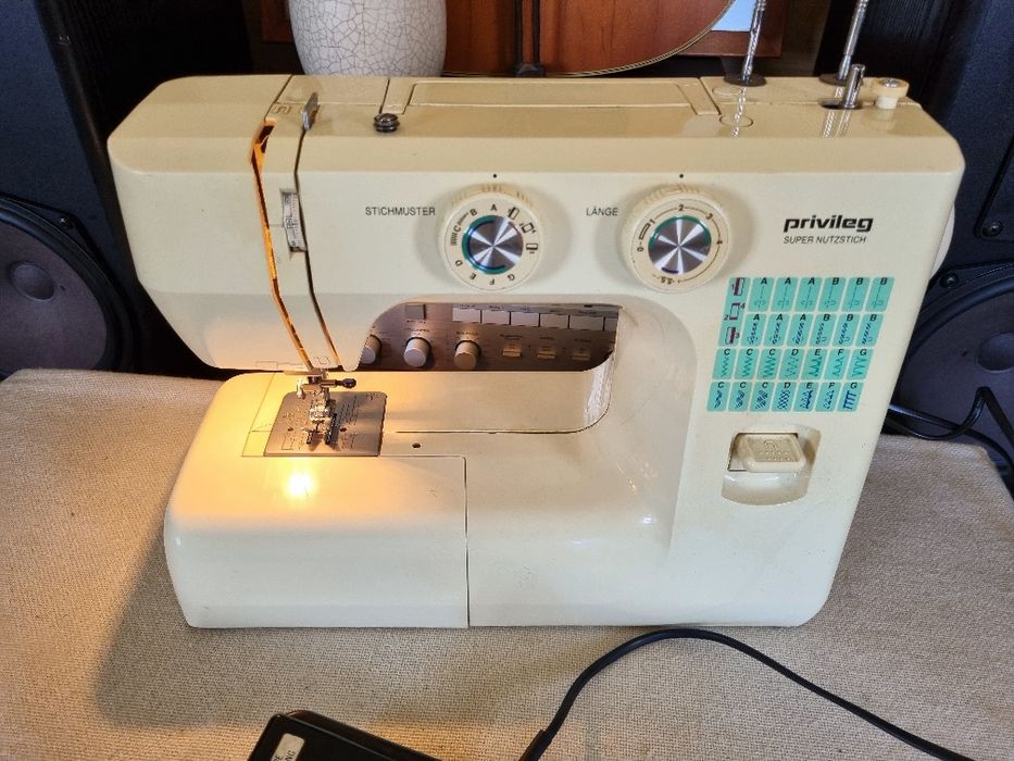 Masina de cusut Privileg. Perfecta stare.