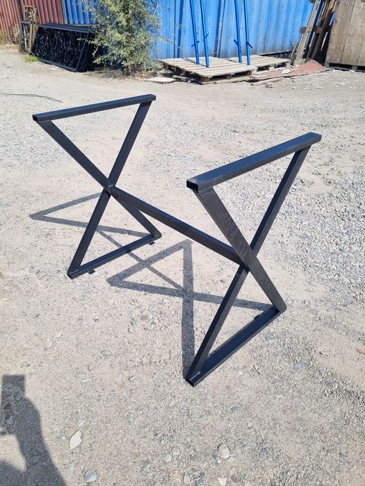 Продам вешалку из металла