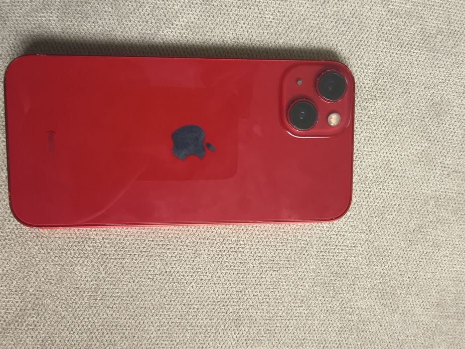 Vand Iphone 13 simplu