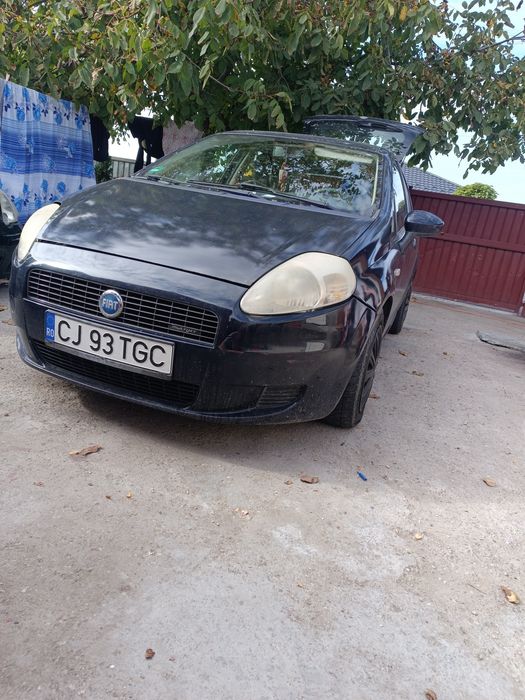 Vând fiat grande punto