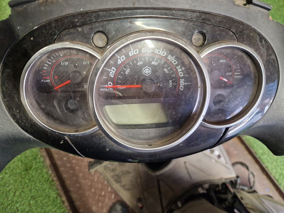 Piaggio Tayphoon 125