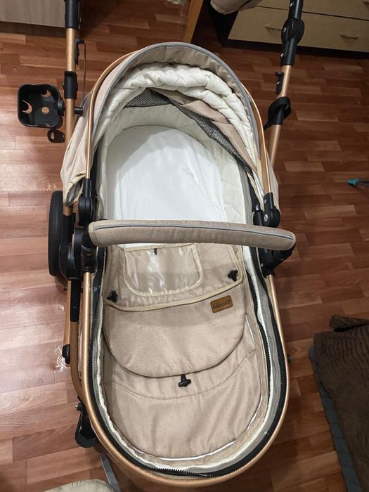 Продам коляску в хорошем состоянии