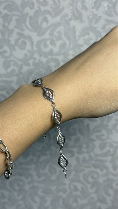 Продам серебро браслет 4.78 гр