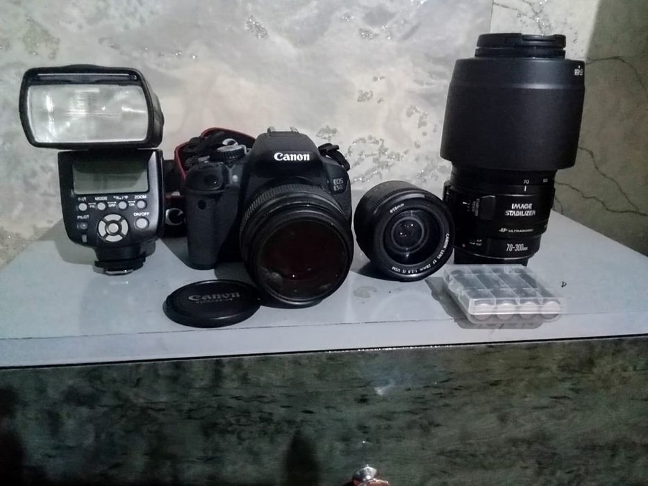 Фотоапарат кенон