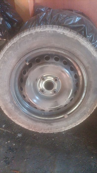 Продам Покрышки с дисками