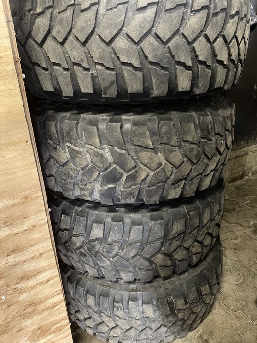 Грязева резина 35/12.5/15