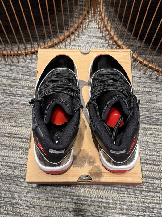 Jordan 11 Retro "Bred" 42.5EUR Мъжки Кецове + Кутия