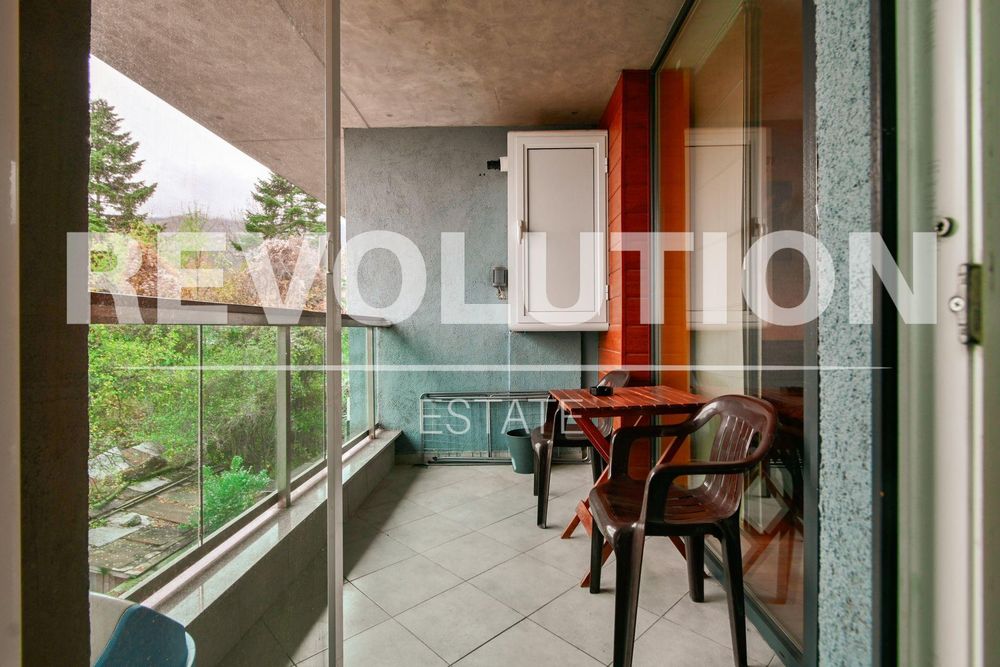 Двустаен апартамент в ж.к. Драгалевци.