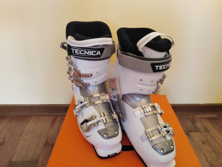 Чисто нови дамски ски обувки Tecnika Esprit 70