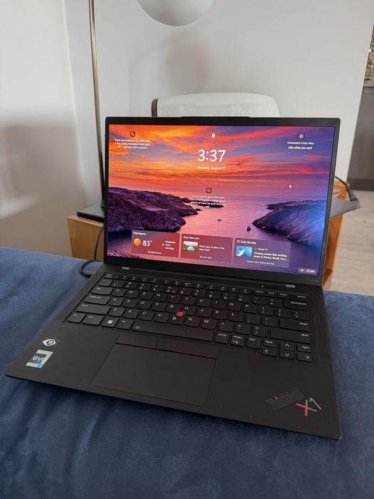 Thinkpad X1 Carbon i7 1260P | 32GB DDR5 | 1TB SSD