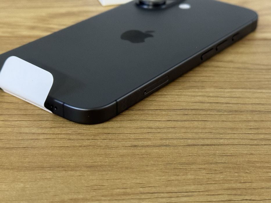 Бартер “нов” iPhone 17 256gb black