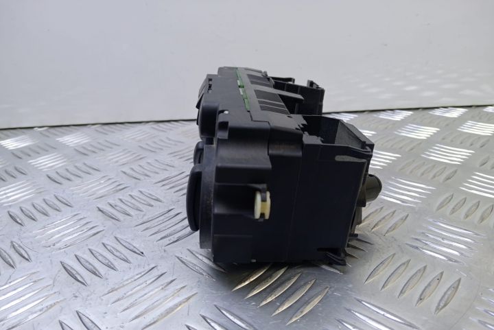 Panou comanda AC 1K0820047HM Volkswagen VW Touran prima generatie