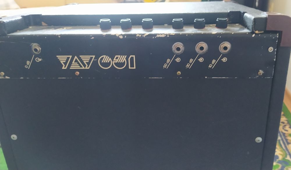 Продам комбо усилитель VENTA электроника УАУ О31