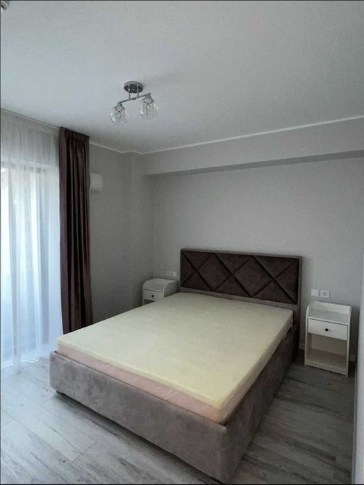 Inchiriez apartament două camere zonă centrală