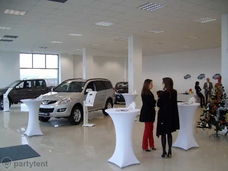 Коктейлни маси под наем