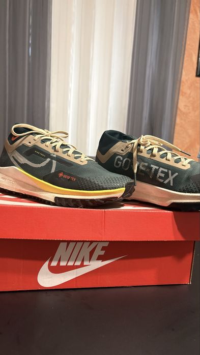 Обувки nike goretex
