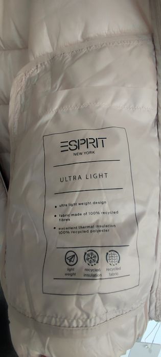 Дамско зимно яке ESPRIT , чисто ново ,с етикети !