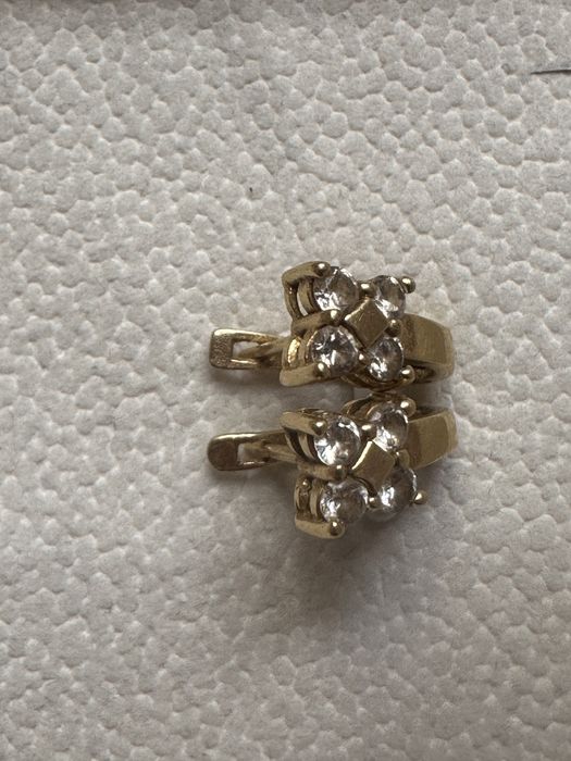 Златни обеци топ цена *