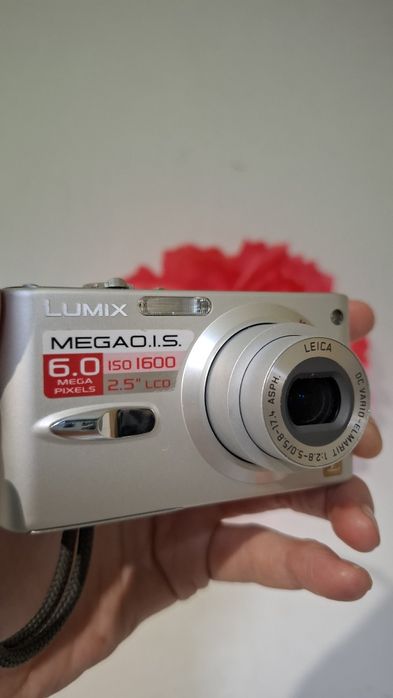 Дигитален фотоапарат PANASONIC LUMIX FZ5