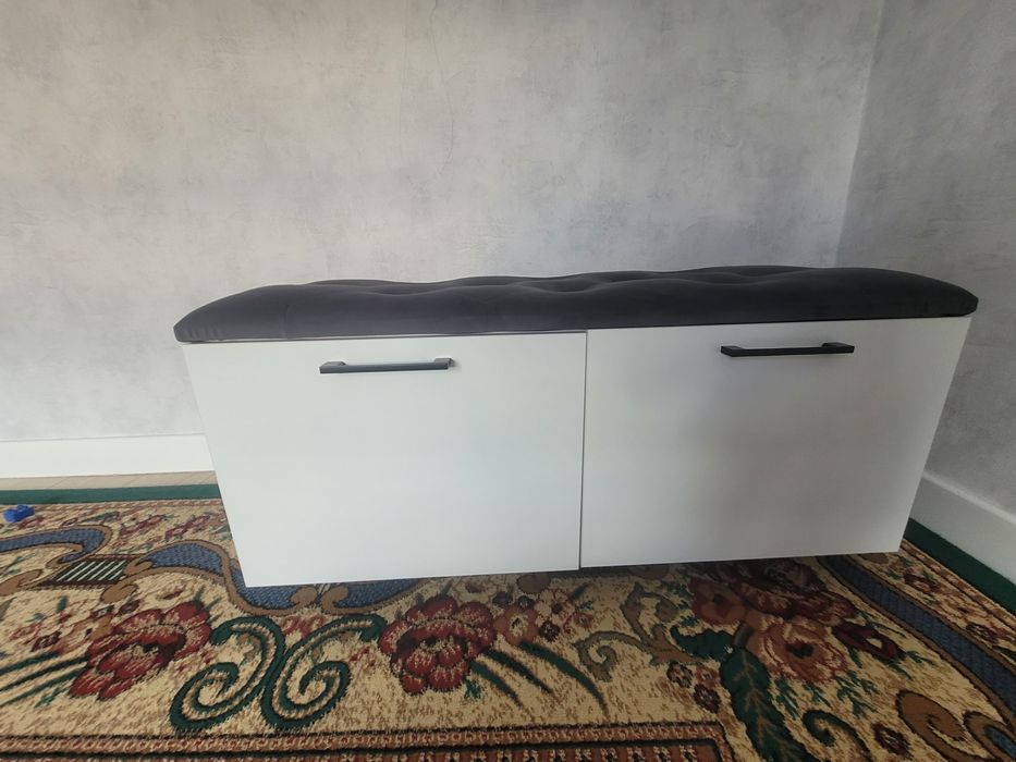 Комод для обуви  удобный