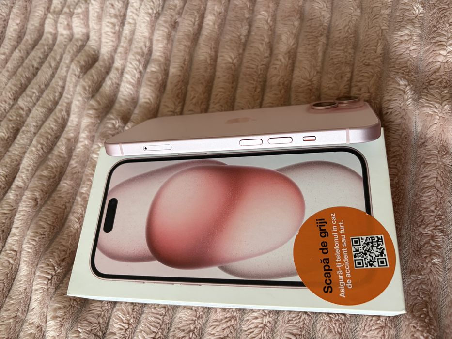 iphone 15 pink (roz) 128 GB