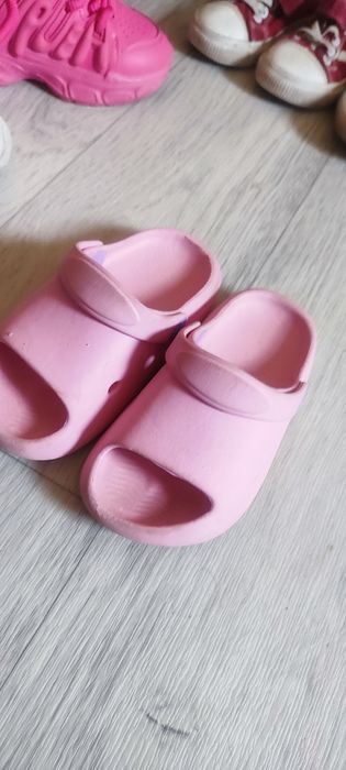 Обувь на девочку