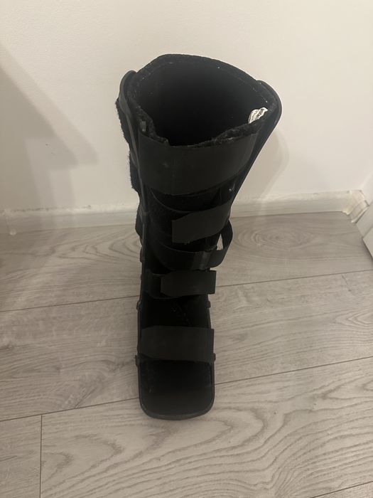 Ботуш ортеза за глезен