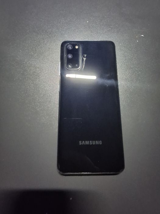 Samsung s20  128