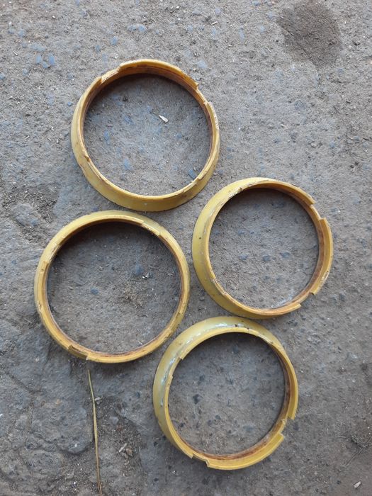 Продавам втулки за джанти