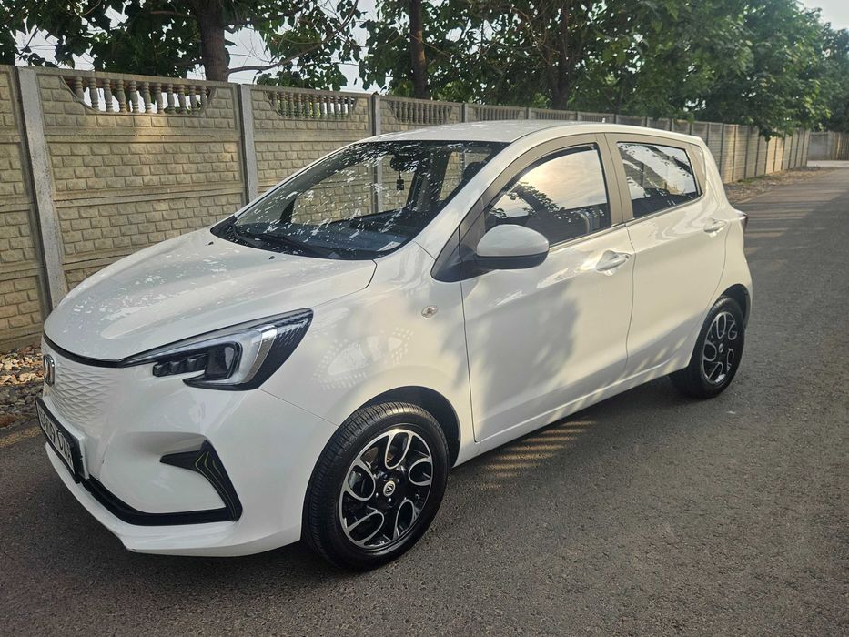 Changan BenBen E-Star 2023 в отличном состоянии