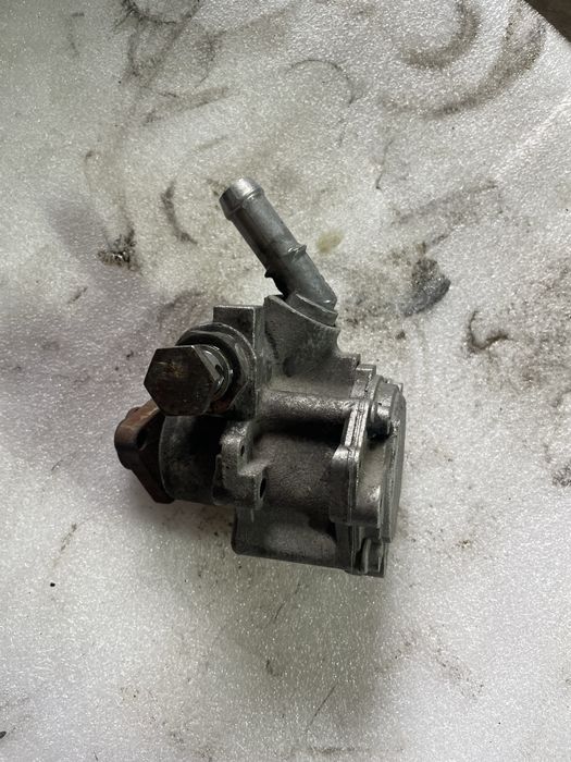 Pompa servo directie bmw X1 E84 2009-2015 cod motor n20b20