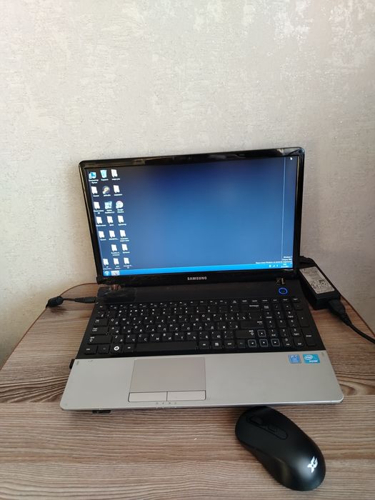 Продам ноутбук рабочий.