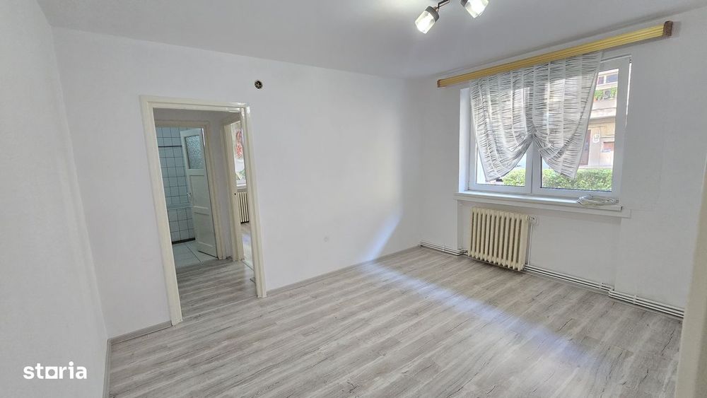 Vand apartament 2 camere in Deva, zona I. Traian, parter,