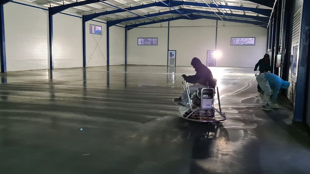 Turnare șapa beton cu Elicopter si cuart, Beton Elicopterizat, Periat.