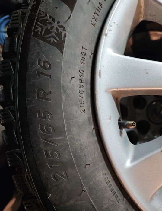 Колеса в сборе 215/65/16